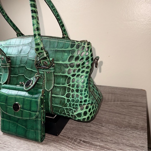 Dooney & Bourke Green Croc Embossed Satchel/ wallet is not included - Picture 5 of 11